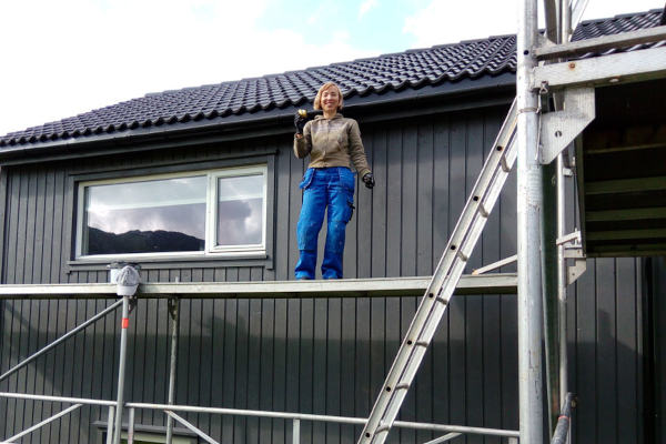 Utvendig maling av hus i Ålgård