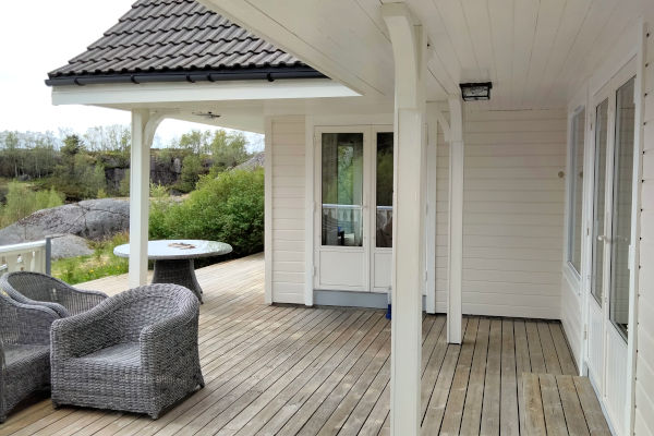 Utvendig maling av hus i Egersund utført av profesjonell maler